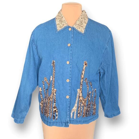 Vintage 90s Chambray Medium Wash Denim Shirt Jacket Giraffe Animal Beaded Safari - Picture 2 of 12